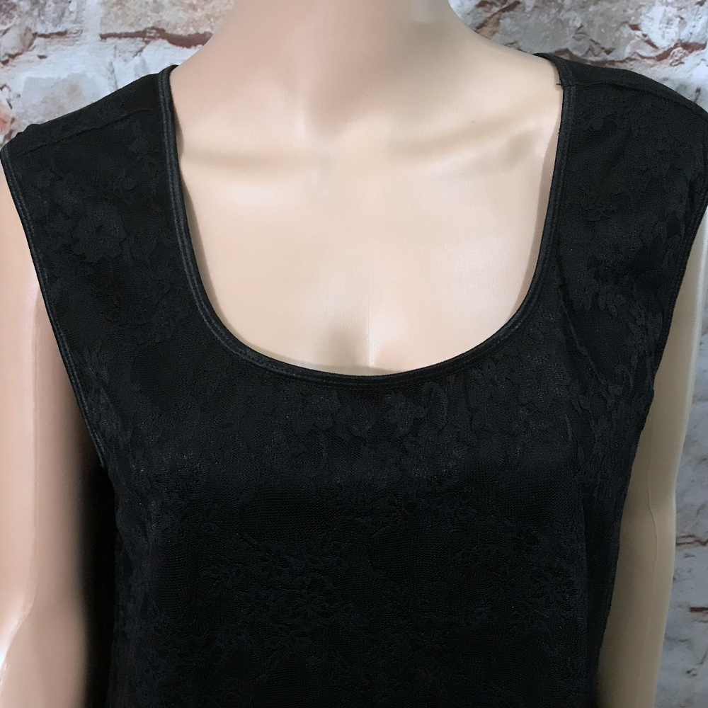 Black Sleeveless Lace Blouse